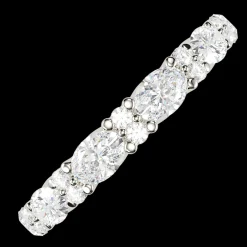 The Venusa Oval Diamond Band